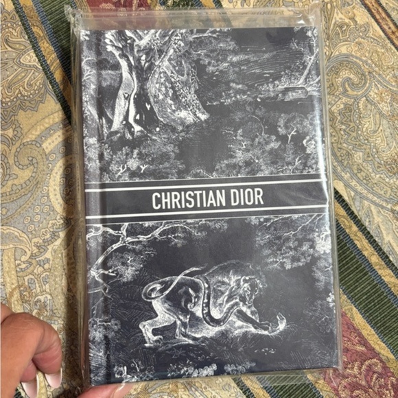 DIOR Navy Blue Notebook - butterfliesnest - live show special - Picture 1 of 4